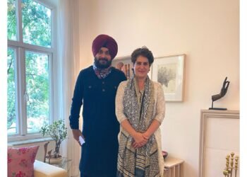 ਨਵਜੋਤ ਸਿੱਧੂ ਵਲੋਂ ਇਹ ਤਸਵੀਰ ਹੁਣ ਤੋਂ ਕੁਝ ਸਮਾਂ ਪਹਿਲਾਂ ਸੋਸ਼ਲ ਮੀਡੀਆ ‘ਤੇ ਸ਼ੇਅਰ ਕੀਤੀ ਗਈ ਹੈ।