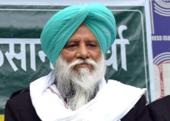 ਬਲਵੀਰ ਸਿੰਘ ਰਾਜੇਵਾਲ ਦੀ ਚੰਡੀਗੜ ਤੋਂ ਧਮਾਕੇਦਾਰ ਸਪੀਚ ਚੰਡੀਗੜ੍ਹ ਪਹੁੰਚਦਿਆਂ ਹੀ ਆਖ ਦਿੱਤੀ ਵੱਡੀ ਗੱਲ