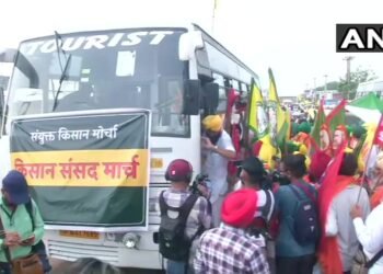 ਕਿਸਾਨਾਂ ਵੱਲੋਂ ਦਿੱਲੀ ਵੱਲ ਕੂਚ, ਸਰਕਾਰ ਨੇ ਸੁਰੱਖਿਆ ਵਧਾਈ |