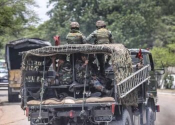 ਜੰਮੂ ਕਸ਼ਮੀਰ ਦੇ ਪੁਲਵਾਮਾ ‘ਚ ਸੁਰੱਖਿਆ ਬਲਾਂ ਨੇ 5 ਅੱਤਵਾਦੀਆਂ ਨੂੰ ਕੀਤਾ ਢੇਰ