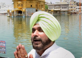 ਨਵੇਂ ਪ੍ਰਧਾਨ ਨਵਜੋਤ ਸਿੱਧੂ ਅੱਜ ਸ੍ਰੀ ਦਰਬਾਰ ਸਾਹਿਬ ਵਿਖੇ ਹੋਣਗੇ ਨਤਮਸਤਕ |