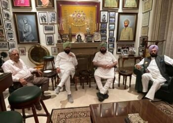 ਪ੍ਰਤਾਪ ਬਾਜਵਾ ਮਿਲਣ ਪਹੁੰਚੇ ਕੈਪਟਨ ਅਮਰਿੰਦਰ ਸਿੰਘ ਨੂੰ |