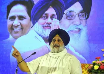 400 ਯੂਨਿਟ ਮੁਫ਼ਤ ਬਿਜਲੀ, ਨੀਲਾ ਕਾਰਡ ਧਾਰਕ ਔਰਤਾਂ ਨੂੰ ਪ੍ਰਤੀ ਮਹੀਨਾ 2 ਹਜ਼ਾਰ ਰੁਪਏ ਗਰਾਂਟ