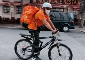 ਜਰਮਨੀ ‘ਚ ਪੀਜ਼ਾ ਵੇਚਣ ਨੂੰ ਮਜ਼ਬੂਰ ਅਫਗਾਨਿਸਤਾਨ ਦੇ ਸਾਬਕਾ IT ਮੰਤਰੀ |