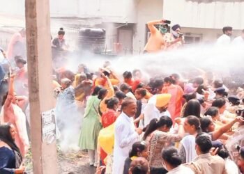 ‘ਆਪ’ ਦੀਆਂ ਮਹਿਲਾ ਵਰਕਰਾਂ ’ਤੇ ਮਾਰੀਆਂ ਪਾਣੀ ਦੀਆਂ ਬੁਛਾੜਾਂ