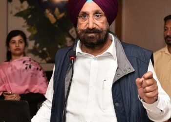 ਉਪ ਮੁੱਖ ਮੰਤਰੀ ਰੰਧਾਵਾ ਵਲੋਂ ਰਾਤ ਸਮੇਂ ਪੁਲਿਸ ਨੂੰ ਗਸ਼ਤ ਵਧਾਉਣ ਦੇ ਦਿੱਤੇ ਸਖ਼ਤ ਨਿਰਦੇਸ਼ |