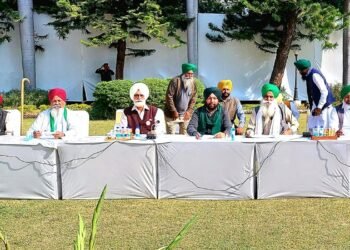 ਕਿਸਾਨ ਜਥੇਬੰਦੀਆਂ ਦੀ ਪੰਜਾਬ ਸਰਕਾਰ ਨਾਲ ਮੀਟਿੰਗ ਜਾਰੀ |