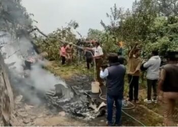 ਤਾਮਿਲਨਾਡੂ ਦੇ ਕੁੰਨੂਰ ’ਚ ਫੌਜ ਦਾ ਹੈਲੀਕਾਪਟਰ ਕ੍ਰੈਸ਼, CDS ਬਿਪਿਨ ਰਾਵਤ ਵੀ ਸਨ ਸਵਾਰ |