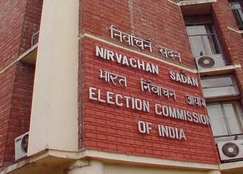 ਚੋਣ ਕਮਿਸ਼ਨ ਅੱਜ ਪੰਜਾਬ, ਯੂ. ਪੀ. ਸਣੇ 5 ਰਾਜਾਂ ‘ਚ ਵਿਧਾਨ ਸਭਾ ਚੋਣਾਂ ਲਈ ਤਰੀਕਾਂ ਦਾ ਕਰੇਗਾ ਐਲਾਨ |