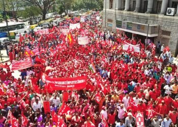 ਟਰੇਡ ਯੂਨੀਅਨਾਂ ਵਲੋਂ  ਅੱਜ ਤੋਂ 2 ਦਿਨਾ ਲਈ ਭਾਰਤ ਬੰਦ |