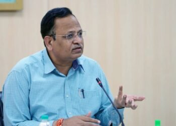 ED ਨੇ ਦਿੱਲੀ ਦੇ ਸਿਹਤ ਮੰਤਰੀ ਸਤੇਂਦਰ ਜੈਨ ਦੇ ਵੱਖ-ਵੱਖ ਟਿਕਾਣਿਆਂ ‘ਤੇ ਕੀਤੀ ਛਾਪੇਮਾਰੀ |