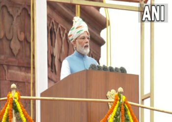 ਪ੍ਰਧਾਨ ਮੰਤਰੀ ਨੇ ਦੇਸ਼ ਵਾਸੀਆਂ ਨੂੰ ਦਿੱਤੀਆਂ ਆਜ਼ਾਦੀ ਦਿਹਾੜੇ ਦੀਆਂ ਸ਼ੁੱਭਕਾਮਨਾਵਾਂ