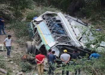 500 ਮੀਟਰ ਡੂੰਘੀ ਖੱਡ ‘ਚ ਡਿੱਗੀ ਬਰਾਤੀਆਂ ਨਾਲ ਭਰੀ ਬੱਸ, ਹੁਣ ਤੱਕ 32 ਲੋਕਾਂ ਦੀ ਮੌਤ