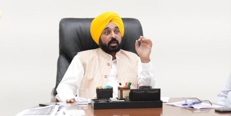 CM ਮਾਨ ਨੇ ਲਗਾਈ ਨੌਕਰੀਆਂ ਦੀ ਝੜੀ, ਖ਼ੁਸ਼ ਕਰਤੇ ਪੰਜਾਬ ਦੇ ਨੌਜਵਾਨ