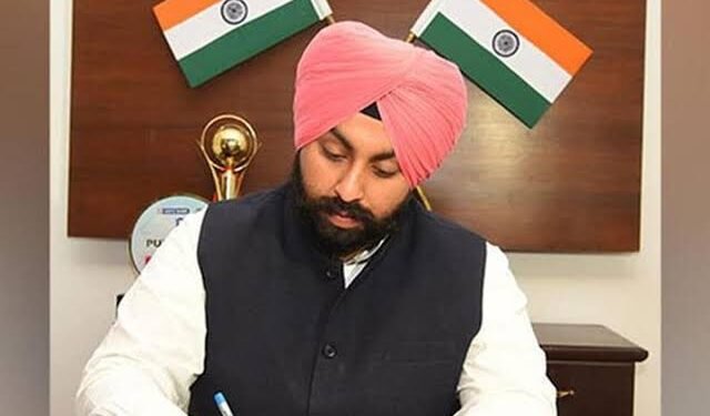 ਸਿੱਖਿਆ ਮੰਤਰੀ ਹਰਜੋਤ ਸਿੰਘ ਬੈਂਸ ਦਾ ਅਹਿਮ ਫੈਸਲਾ, ਪੰਜਾਬ ਦੇ ਸਰਕਾਰੀ ਸਕੂਲਾਂ ਨੂੰ ਲੈਕੇ ਕੀਤਾ ਵੱਡਾ ਐਲਾਨ