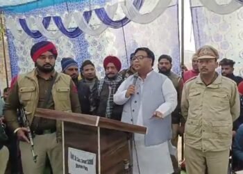 ‘ਆਪ’ ਵਿਧਾਇਕ ਦਾ ਵੱਡਾ ਬਿਆਨ, ਸਾਰੇ ਪਿੰਡ ਨੂੰ ਕਿਹਾ ਬਲੈਕਮੇਲਰ