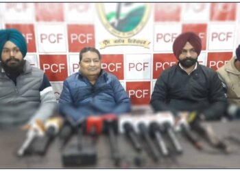 ਜ਼ੀਰਾ ਸ਼ਰਾਬ ਫੈਕਟਰੀ ਮਾਮਲੇ ’ਚ ਨਵਾਂ ਮੋੜ, ਮੀਡੀਆ ਸਾਹਮਣੇ ਆਇਆ ਫੈਕਟਰੀ ਦਾ CAO, ਕੀਤਾ ਚੈਲੇਂਜ