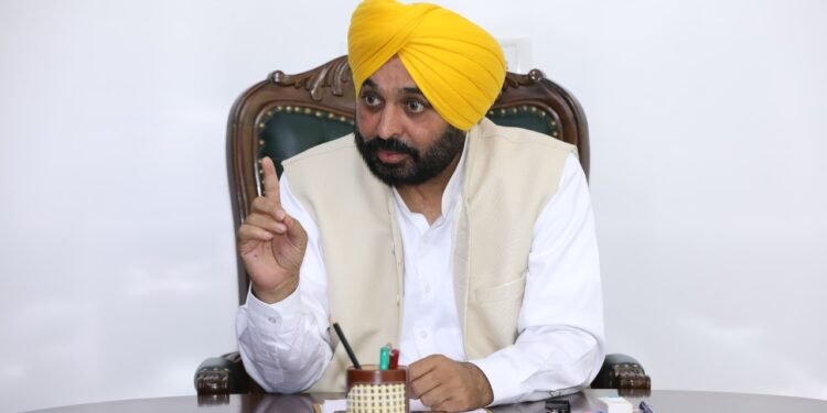 ਰਾਕੇਟ ਲਾਂਚਰ ਹਮਲੇ ‘ਤੇ CM ਮਾਨ ਦਾ ਵੱਡਾ ਬਿਆਨ, ਵਿਰੋਧੀ ਧਿਰਾਂ ਨੂੰ ਦਿੱਤਾ ਜਵਾਬ!