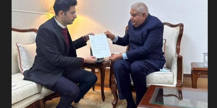 ਰਾਘਵ ਚੱਢਾ ਦਾ ਵੱਡਾ ਕਦਮ, ਸਕੂਲਾਂ ‘ਚ ਸਾਹਿਬਜ਼ਾਦਿਆਂ ਦੀਆਂ ‘ਕੁਰਬਾਨੀਆਂ’ ਪੜ੍ਹਾਏ ਜਾਣ ਦੀ ਰੱਖੀ ਮੰਗ