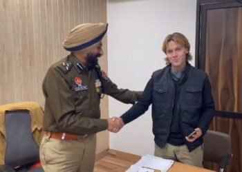 ਲੁਟੇਰਿਆਂ ਨੇ ਨਹੀਂ ਬਖ਼ਸ਼ਿਆ ਵਿਦੇਸ਼ੀ ਨਾਗਰਿਕ, ਖੋਹ ਕੇ ਲੈ ਗਏ ਆਈਫੋਨ-10, ਫੇਰ ਵੇਖੋ ਪੁਲਿਸ ਨੇ ਕੀ ਕੀਤਾ