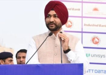 ਵਿਵਾਦਾਂ ’ਚ ਬੂਰੇ ਘਿਰੇ ਖੇਡ ਮੰਤਰੀ, ਲੜਕੀ ਨੇ ਲਗਾਏ ਛੇੜਛਾੜ ਦੇ ਗੰਭੀਰ ਆਰੋਪ