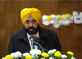 PWD ਦੇ ਨਵੇਂ ਨਿਯੁਕਤ ਉਮੀਦਵਾਰਾਂ ਨੂੰ CM ਮਾਨ ਨੇ ਵੰਡੇ ਨਿਯੁਕਤੀ ਪੱਤਰ, ਵਿਰੋਧੀਆਂ ‘ਤੇ ਕੱਸਿਆ ਤੰਜ