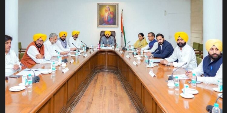 ਪੰਜਾਬ ਮੰਤਰੀ ਮੰਡਲ ਦੀ ਮੀਟਿੰਗ ਅੱਜ, ਕਈ ਵੱਡੇ ਫ਼ੈਸਲਲਿਆਂ ’ਤੇ ਲੱਗ ਸਕਦੀ ਮੋਹਰ