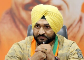 ਹਰਿਆਣਾ ਖੇਡ ਮੰਤਰੀ ਸੰਦੀਪ ਸਿੰਘ ਦੀਆਂ ਮੁਸ਼ਕਿਲਾਂ ’ਚ ਵਾਧਾ, ਘਰ ਪਹੁੰਚੀ ਪੁਲਿਸ, ਦਿੱਤੇ ਸੰਮਨ