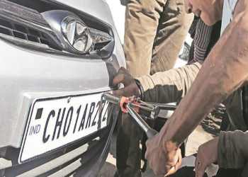 ਹੁਣ ਬਦਲੇਗਾ ਨੰਬਰ ਪਲੇਟ ਦਾ ਸਿਸਟਮ, ਗੱਡੀ ‘ਚ ਲੱਗੇਗੀ ‘ਟੋਲ ਪਲੇਟ’