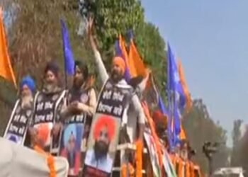 ਕੌਮੀ ਇਨਸਾਫ਼ ਮੋਰਚੇ ਦਾ ਵੱਡਾ ਪ੍ਰਦਰਸ਼ਨ, CM ਮਾਨ ਦੀ ਰਿਹਾਇਸ਼ ਵੱਲ ਜਾ ਰਹੇ ਸਿੱਖ ਆਗੂਆਂ ਨੂੰ ਪੁਲਿਸ ਨੇ ਰੋਕਿਆ