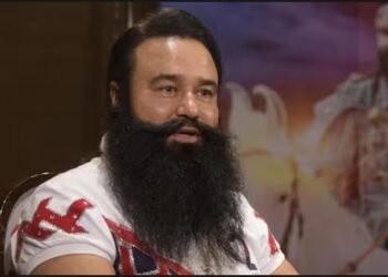 ਡੇਰਾ ਮੁਖੀ ਰਾਮ ਰਹੀਮ ਦੀ ਪੈਰੋਲ ਖਿਲਾਫ਼ ਹਾਈਕੋਰਟ ਨੇ ਨੋਟਿਸ ਕੀਤਾ ਜਾਰੀ, ਕੇਂਦਰ ਤੇ ਸੂਬਾ ਸਰਕਾਰਾਂ ਨੂੰ ਪਈ ਬਿਪਤਾ