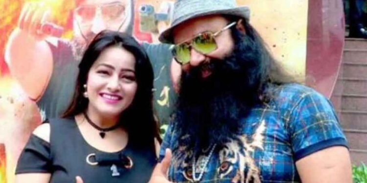 ਹਨੀਪ੍ਰੀਤ ਨੇ ਰਾਮ ਰਹੀਮ ਨਾਲ ਕੱਟਿਆ ਕੇਕ, ਆਖੀ ਵੱਡੀ ਗੱਲ, “ਪਾਪਾ ਅਗਰ ਆਪ ਨਾ ਮਿਲਦੇ ਤਾਂ…”