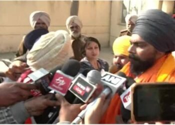 ‘ਵਾਰਿਸ ਪੰਜਾਬ ਦੇ’ ਜਥੇਬੰਦੀ ਦੇ ਮੁਖੀ ਅੰਮ੍ਰਿਤਪਾਲ ਸਿੰਘ ਦਾ ਸਾਥੀ ਲਵਪ੍ਰੀਤ ਸਿੰਘ ਤੂਫਾਨ ਪੁਲਿਸ ਨੇ ਕੀਤਾ ਰਿਹਾਅ