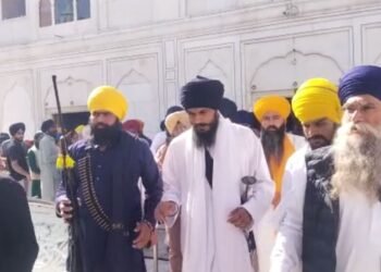 ‘ਵਾਰਿਸ ਪੰਜਾਬ ਦੇ’ ਮੁਖੀ ਅੰਮ੍ਰਿਤਪਾਲ ਸਿੰਘ ਨੇ ਜਥੇਦਾਰ ਹਰਪ੍ਰੀਤ ਸਿੰਘ ਨਾਲ ਕੀਤੀ ਮੁਲਾਕਾਤ