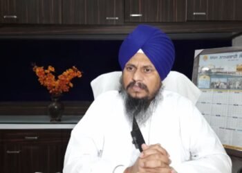 ਅੰਮ੍ਰਿਤਪਾਲ ਸਿੰਘ ਦੀ ਪਤਨੀ ਨੂੰ ਵਿਦੇਸ਼ ਜਾਣ ਤੋਂ ਰੋਕਣ ‘ਤੇ ਜਥੇਦਾਰ ਦਾ ਬਿਆਨ, ਸਰਕਾਰ ਨੂੰ ਕੀਤੇ ਤਿੱਖੇ ਸਵਾਲ