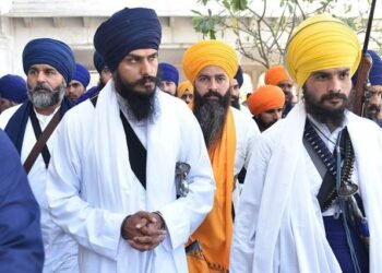 ਅੰਮ੍ਰਿਤਪਾਲ ਸਿੰਘ ਦੀ ਭਾਲ ਜਾਰੀ, ਪੰਜਾਬ ਦੇ ਧਾਰਮਿਕ ਡੇਰਿਆਂ ’ਤੇ ਪੁਲਿਸ ਨੇ ਸ਼ੁਰੂ ਕੀਤੀ ਤਲਾਸ਼ੀ ਮੁਹਿੰਮ