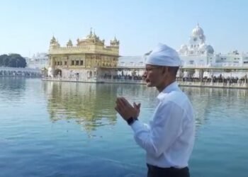 ਡੀਜੀਪੀ ਗੌਰਵ ਯਾਦਵ ਪਹੁੰਚੇ ਸ੍ਰੀ ਦਰਬਾਰ ਸਾਹਿਬ, ਅੰਮ੍ਰਿਤਪਾਲ ਸਿੰਘ ਲਈ ਆਖੀ ਵੱਡੀ ਗੱਲ