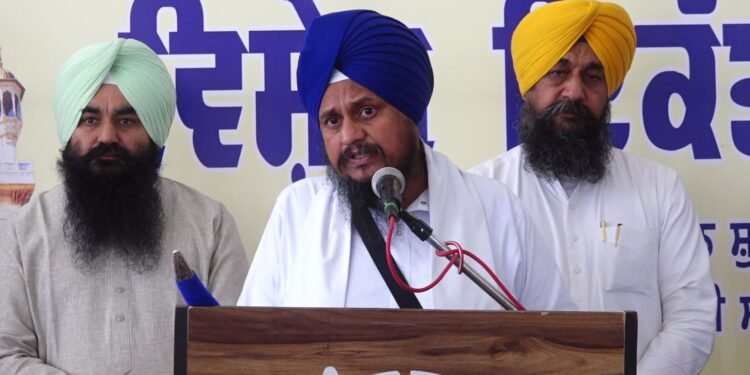 ਪੱਤਰਕਾਰਾਂ ਲਈ ਤਖ਼ਤ ਸ੍ਰੀ ਦਮਦਮਾ ਸਾਹਿਬ ਵਿਖੇ ਹੋਈ ਵਿਸ਼ੇਸ਼ ਇਕੱਤਰਤਾ, ਜਥੇਦਾਰ ਨੇ ਕੀਤਾ ਐਲਾਨ