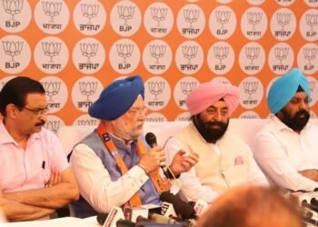 ਭਾਜਪਾ-ਅਕਾਲੀ ਦਲ ਗਠਜੋੜ ਦੀਆਂ ਚਰਚਾਵਾਂ? ਕੇਂਦਰੀ ਮੰਤਰੀ ਨੇ ਦੂਰ ਕੀਤੀ ਗਲਤਫਹਿਮੀ