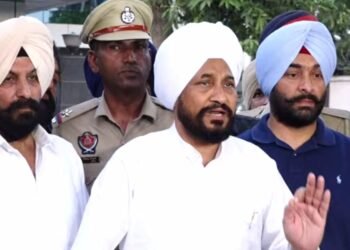 “ਸਰਕਾਰ ਮੁਗਲਾਂ ਨਾਲੋਂ ਵੀ ਮਾੜਾ ਵਿਵਹਾਰ ਕਰ ਰਹੀ”, ਸਾਬਕਾ ਸੀ.ਐਮ. ਚੰਨੀ ਨੇ ਮੁੜ ਘੇਰੀ ਪੰਜਾਬ ਸਰਕਾਰ