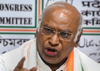 ਕਾਂਗਰਸ ਦੇ ਰਾਸ਼ਟਰੀ ਪ੍ਰਧਾਨ ਮਲਿਕਾਅਰਜੁਨ ‘ਤੇ 100 ਕਰੋੜ ਦੇ ਮਾਣਹਾਨੀ ਦਾ ਕੇਸ ਦਰਜ