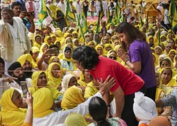 ਪਹਿਲਵਾਨਾਂ ਨੂੰ ਮਿਲਿਆ ਕਿਸਾਨਾਂ ਦਾ ਸਮਰਥਨ, ਜੰਤਰ-ਮੰਤਰ ‘ਤੇ ਹੋਇਆ ਵੱਡਾ ਇਕੱਠ