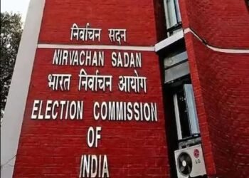 ‘ਆਪ’ ਵਿਧਾਇਕਾਂ ਨੇ ਕੀਤੀ ਚੋਣ ਜ਼ਾਬਤੇ ਦੀ ਉਲੰਘਣਾ? ਭਾਰਤੀ ਚੋਣ ਕਮਿਸ਼ਨਰ ਕੋਲ ਪਹੁੰਚੀ ਸ਼ਿਕਾਇਤ