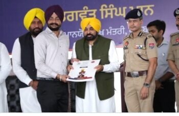 CM ਭਗਵੰਤ ਮਾਨ ਨੇ 560 ਸਬ ਇੰਸਪੈਕਟਰਾਂ ਨੂੰ ਵੰਡੇ ਨਿਯੁਕਤੀ ਪੱਤਰ, ਕਿਹਾ- ਹੁਣ ਬਿਨਾਂ ਸਿਫਾਰਿਸ਼ ਦੇ ਮਿਲੇਗੀ ਨੌਕਰੀ