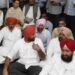 ਕਾਂਗਰਸੀ ਵਿਧਾਇਕਾਂ ਨੇ ਵਿਧਾਨ ਸਭਾ ਸਪੀਕਰ ਦੇ ਕਮਰੇ ਦੇ ਬਾਹਰ ਦਿੱਤਾ ਧਰਨਾ