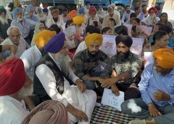 ਸਹਾਇਕ ਪ੍ਰੋਫੈਸਰ ਖੁਦਕੁਸ਼ੀ ਮਾਮਲੇ ‘ਚ ਘਿਰੀ ਸਰਕਾਰ, ਪਰਿਵਾਰ ਦਾ ਅਲਟੀਮੇਟਮ- ਸਿੱਖਿਆ ਮੰਤਰੀ ਦਾ ਨਾਂ ਡੀਡੀਆਰ ‘ਚ  ਕੀਤਾ ਜਾਵੇ ਦਰਜ