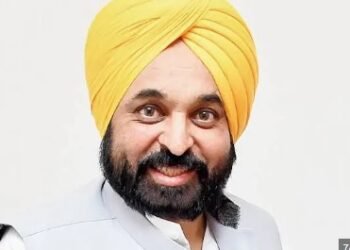 ਬਾਘਾਪੁਰਾਣਾ ਦੇ SDM ਬਬਨਦੀਪ ਵਾਲੀਆ ਦਾ ਤਬਾਦਲਾ, ਫ਼ਾਜ਼ਿਲਕਾ ‘ਚ ਮਿਲੀ ਨਵੀਂ ਜ਼ਿੰਮੇਵਾਰੀ; ਆਪਣੇ ਸੀਨੀਅਰਾਂ ‘ਤੇ ਲਾਏ ਸਨ ਗੰਭੀਰ ਇਲਜ਼ਾਮ