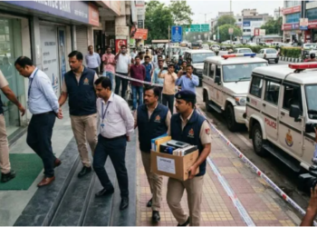 2500 ਕਰੋੜ ਦਾ ਸਾਈਬਰ ਫਰਾਡ: ਬੈਂਕ ਦੇ ਤਿੰਨ ਅਧਿਕਾਰੀਆਂ ਸਮੇਤ 20 ਗ੍ਰਿਫ਼ਤਾਰ; 85 ਫ਼ਰਜ਼ੀ ਖਾਤਿਆਂ ਦਾ ਖੁਲਾਸਾ