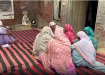 ਬੇਸਹਾਰਾ ਪਸ਼ੂਆਂ ਦੀ ਲੜਾਈ ਨੇ ਉਜਾੜਿਆ ਹੱਸਦਾ-ਵੱਸਦਾ ਪਰਿਵਾਰ: ਮੋਗਾ ਮੰਡੀ ‘ਚ ਮਜ਼ਦੂਰ ਦੀ ਮੌਤ, 3 ਬੱਚਿਆਂ ਦੇ ਸਿਰੋਂ ਉੱਠਿਆ ਪਿਤਾ ਦਾ ਸਾਇਆ