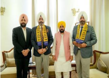 ਵਕੀਲ ਘੁੰਮਣ ਬ੍ਰਦਰਜ਼ ‘ਆਪ’ ’ਚ ਸ਼ਾਮਿਲ